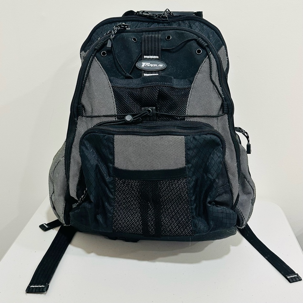 Targus‎ Backpack Laptop Notebook Carry On Book Padded Bag Black Gray Work Career